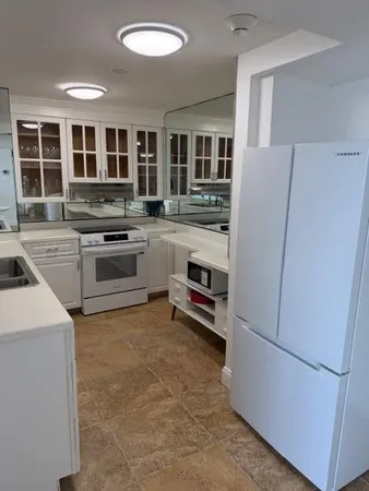 $2,800 | 5600 North Flagler Drive, Unit 2610, West Palm Beach, FL 33407