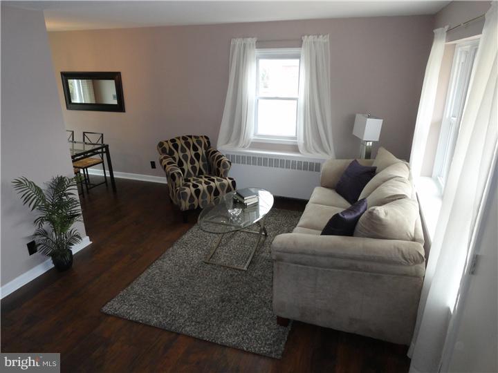 813 Springfield Road Aldan, PA 19018 - Photo 2 of 10 Gallery Image 2