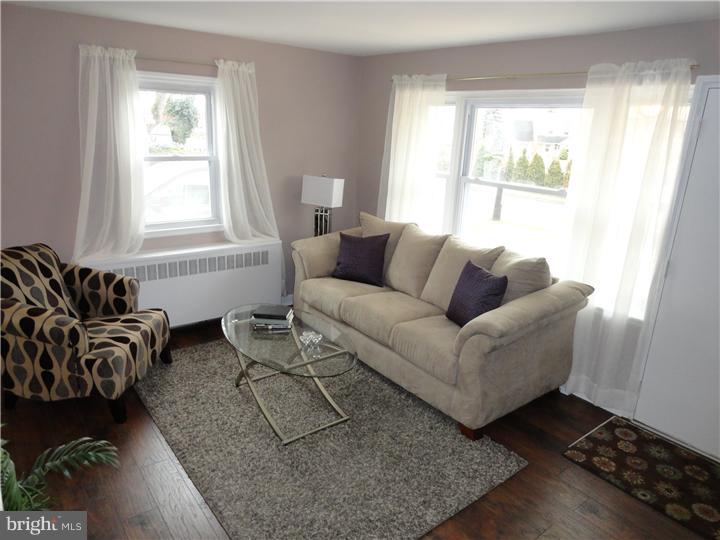 813 Springfield Road Aldan, PA 19018 - Photo 3 of 10 Gallery Image 3