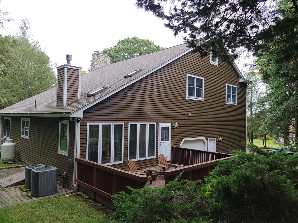 87 Narrows Road Freetown, MA 02702 - Photo 3 of 37