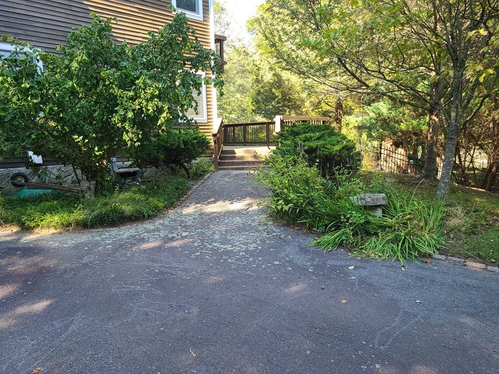 87 Narrows Road Freetown, MA 02702 - Photo 32 of 37