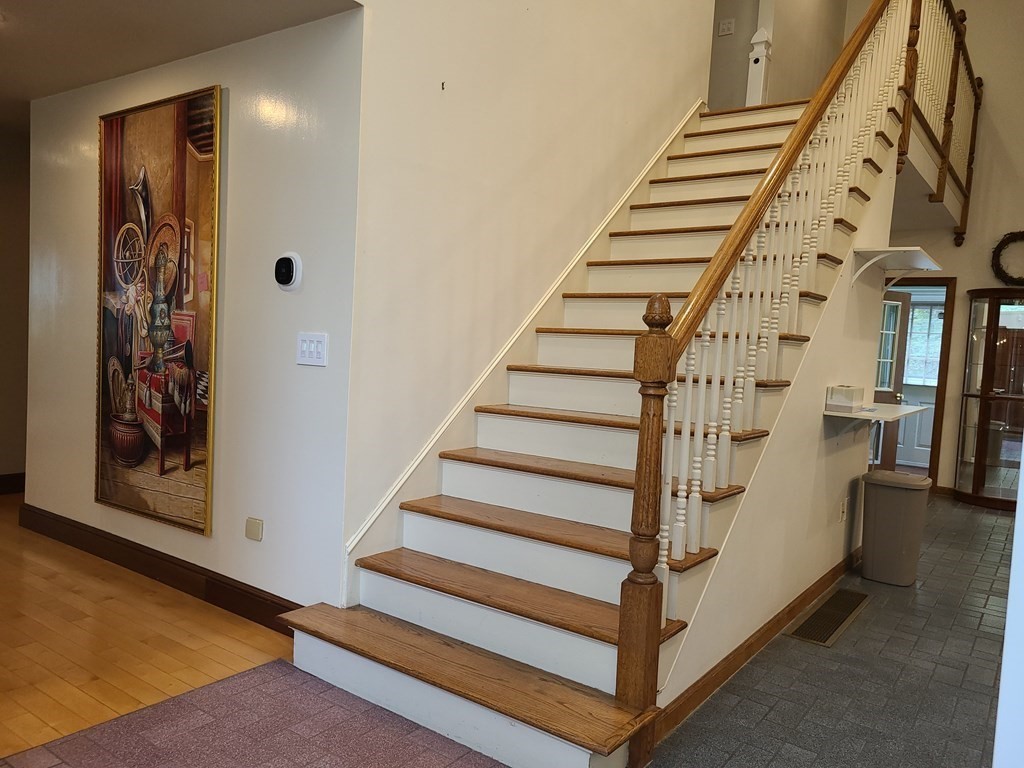 87 Narrows Road Freetown, MA 02702 - Photo 8 of 37