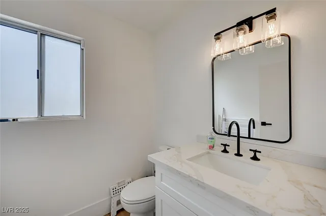 $3,600 | 3200 Ivory Coast Drive, Las Vegas, NV 89117