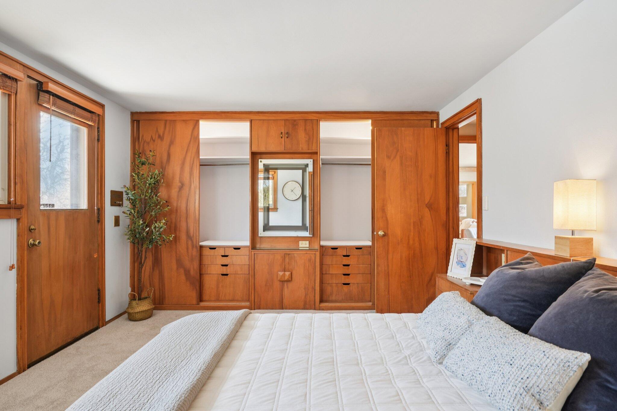 1009 Spring Valley Road Burlington, WI 53105 - Photo 17 of 49 The door leads to the patio, great to sneak out and start your day with morning coffee or wind down at the end of your day.