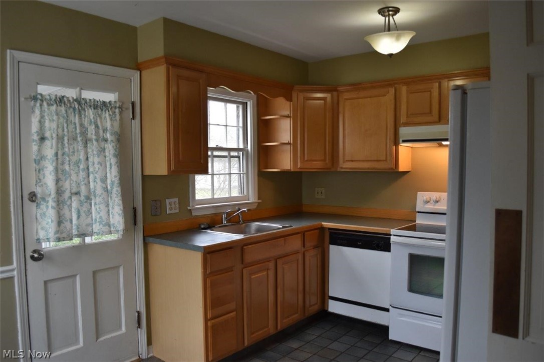 2566 Thurmont Road Akron, OH 44313 - Photo 6 of 29 Gallery Image 6