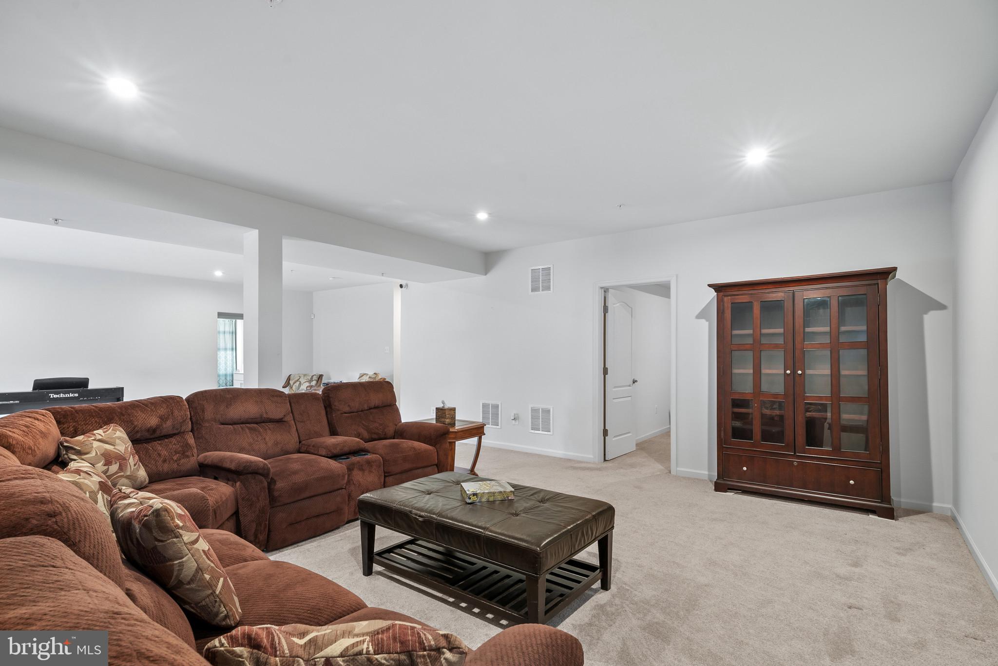 3312 Shopo Road Pikesville, MD 21208 - Photo 43 of 58