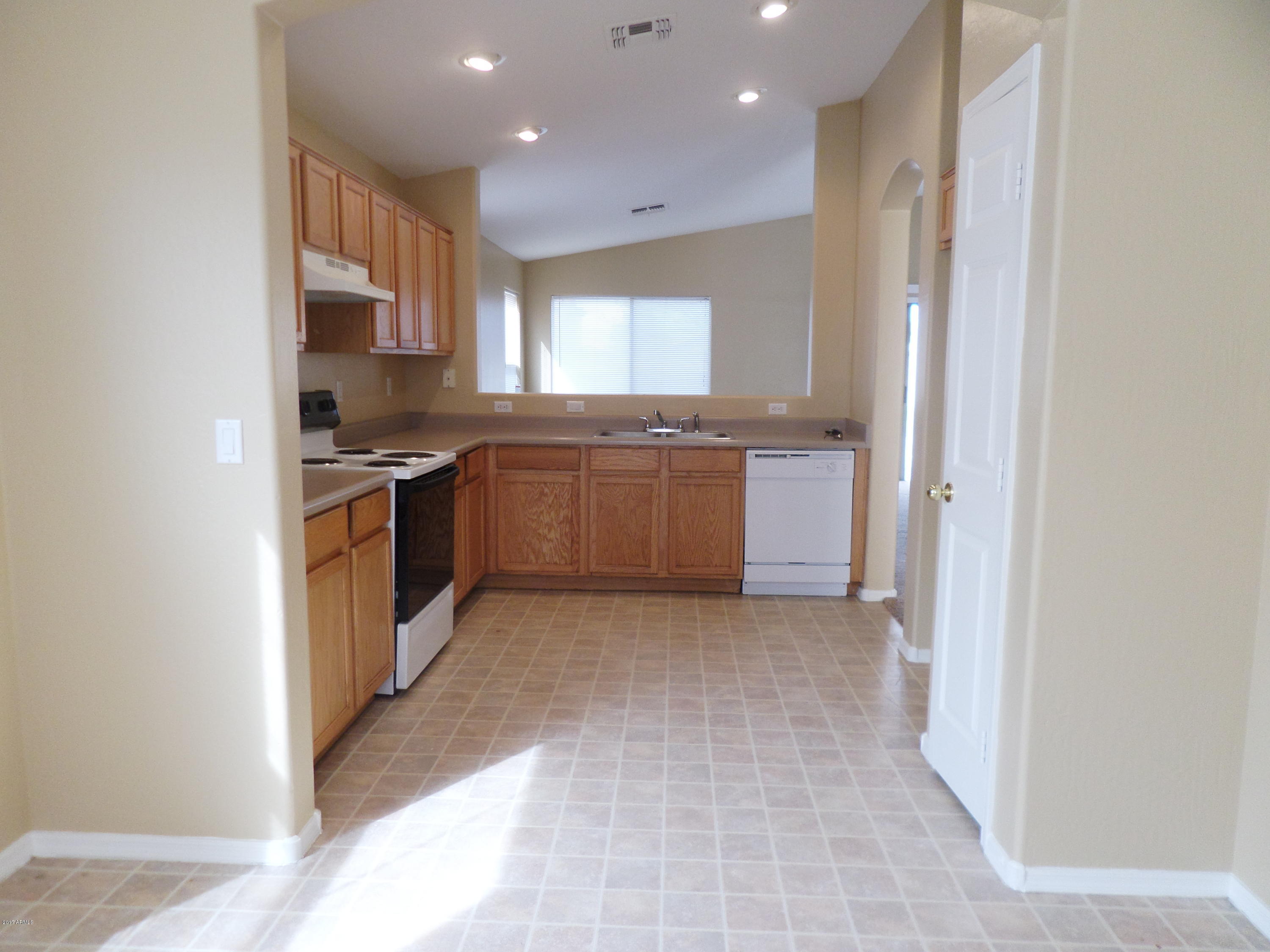 2324 West Carson Road Phoenix, AZ 85041 - Photo 5 of 15 2324 W CARSON KITCHEN 2