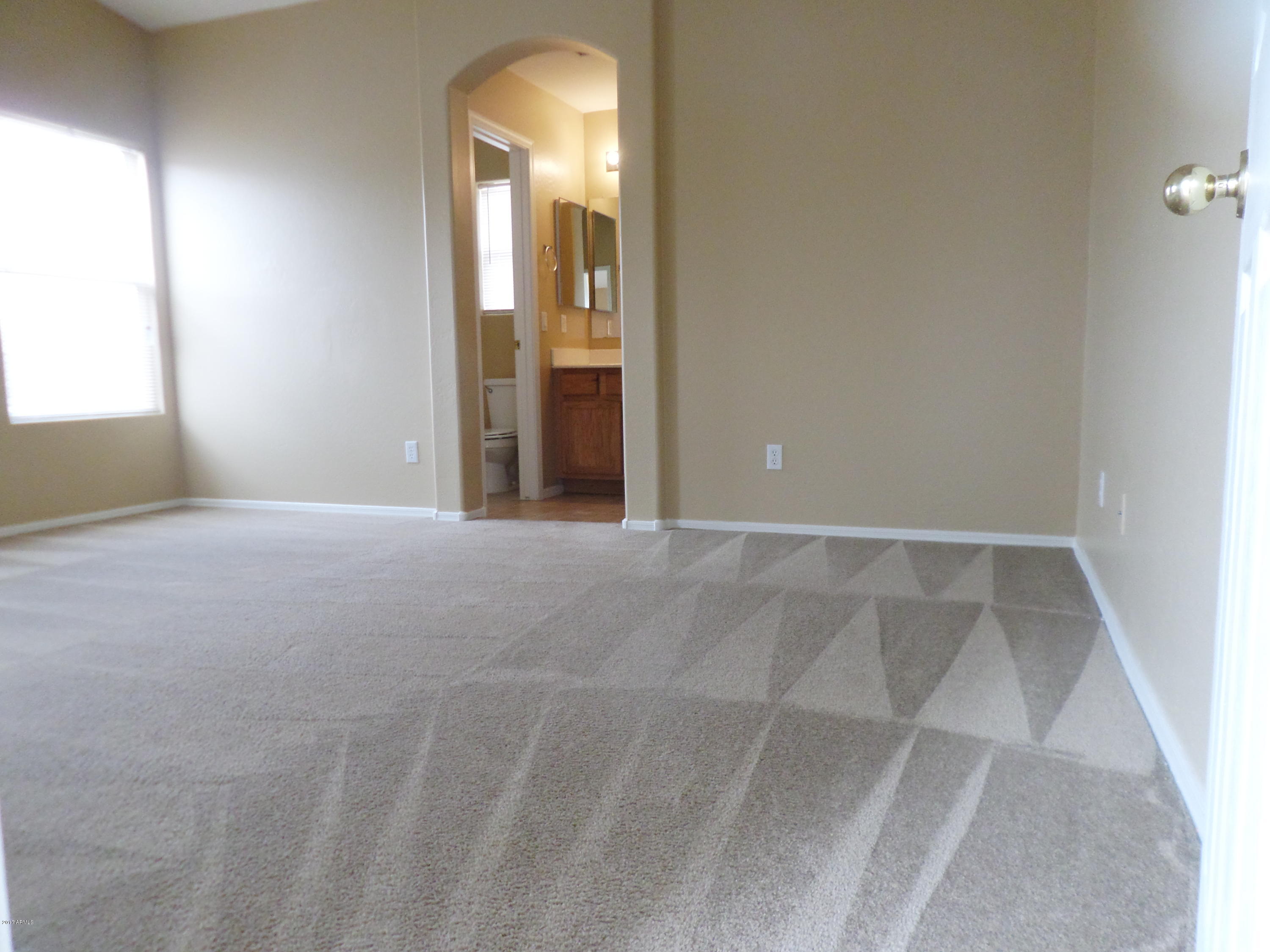 2324 West Carson Road Phoenix, AZ 85041 - Photo 9 of 15 2324 W CARSON MBED 1