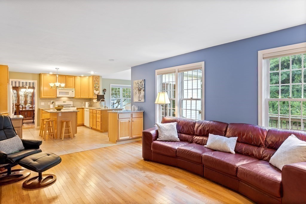 8 Rooks Way Westford, MA 01886 - Photo 16 of 42 Gallery Image 16