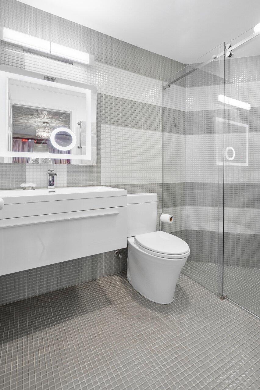 8203 Sawpine Road Delray Beach, FL 33446 - Photo 41 of 82 Bathroom 2