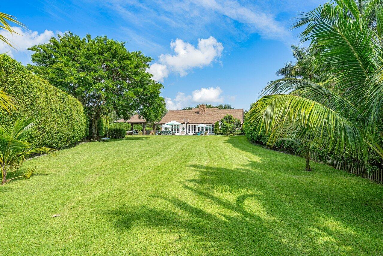 8203 Sawpine Road Delray Beach, FL 33446 - Photo 62 of 82 Sprawling Lawn