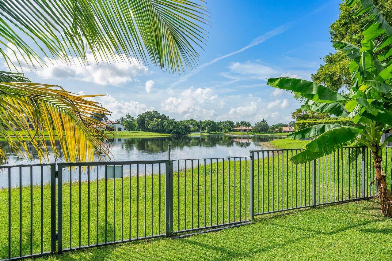 8203 Sawpine Road Delray Beach, FL 33446 - Photo 64 of 82 Fully fenced