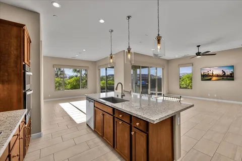 $819,900 | 32 Moscato, Rancho Mirage, CA 92270