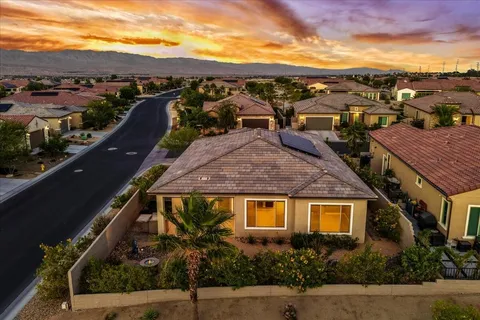$819,900 | 32 Moscato, Rancho Mirage, CA 92270