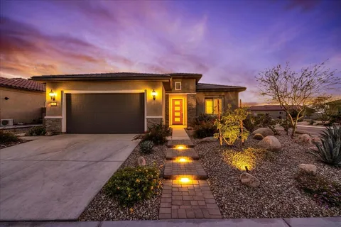 $819,900 | 32 Moscato, Rancho Mirage, CA 92270