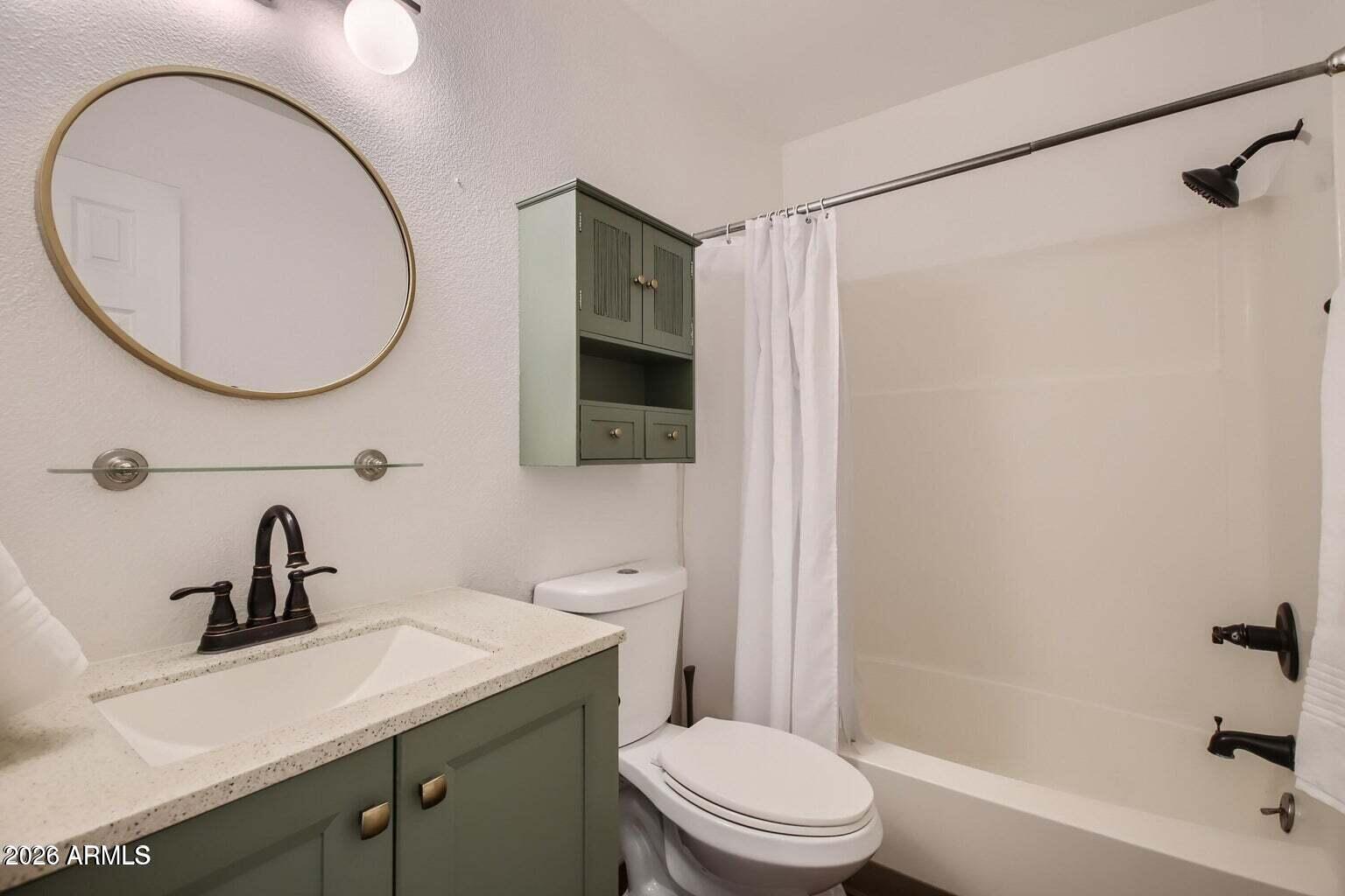 5142 East Monte Vista Road Phoenix, AZ 85008 - Photo 11 of 14 Bathroom