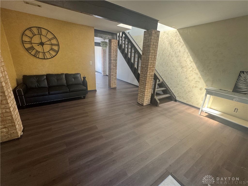 3122 Garvin Road Dayton, OH 45405 - Photo 2 of 46