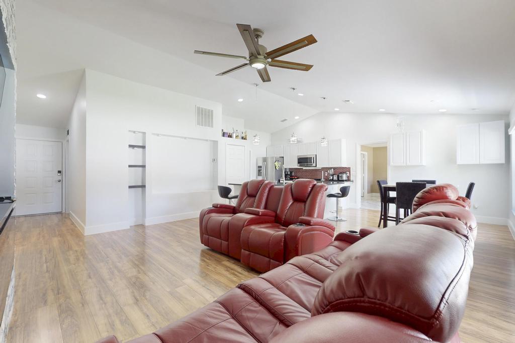 573 Southwest Cherryhill Road Port St. Lucie, FL 34953 - Photo 12 of 63 iPixx_01_6