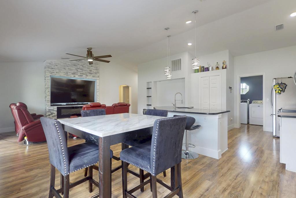 573 Southwest Cherryhill Road Port St. Lucie, FL 34953 - Photo 23 of 63 iPixx_01_10