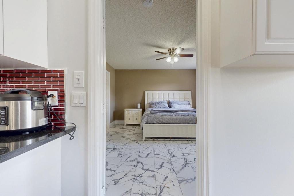 573 Southwest Cherryhill Road Port St. Lucie, FL 34953 - Photo 27 of 63 iPixx_01_22