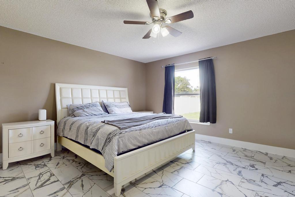 573 Southwest Cherryhill Road Port St. Lucie, FL 34953 - Photo 28 of 63 iPixx_01_23