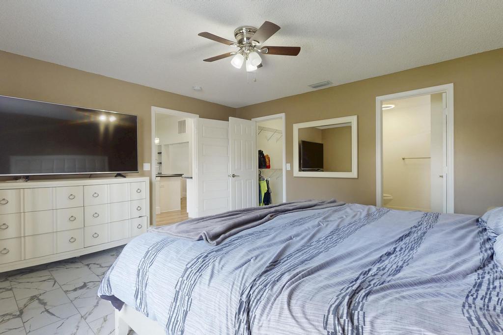 573 Southwest Cherryhill Road Port St. Lucie, FL 34953 - Photo 31 of 63 iPixx_01_25