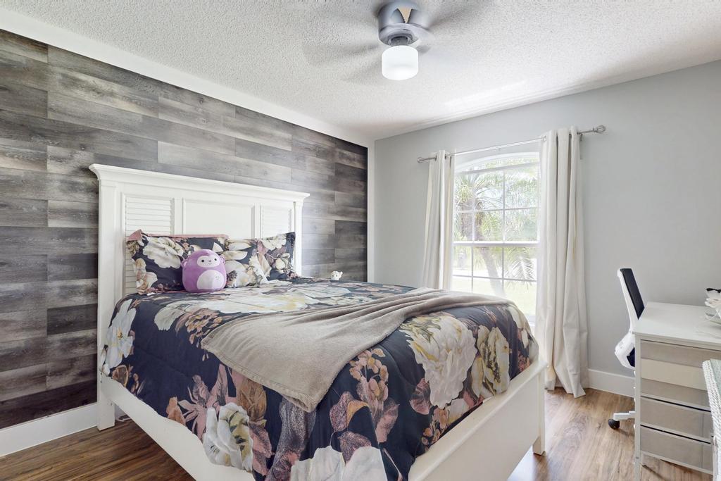573 Southwest Cherryhill Road Port St. Lucie, FL 34953 - Photo 39 of 63 iPixx_01_35
