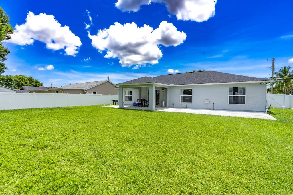 573 Southwest Cherryhill Road Port St. Lucie, FL 34953 - Photo 53 of 63 iPixx_02_5