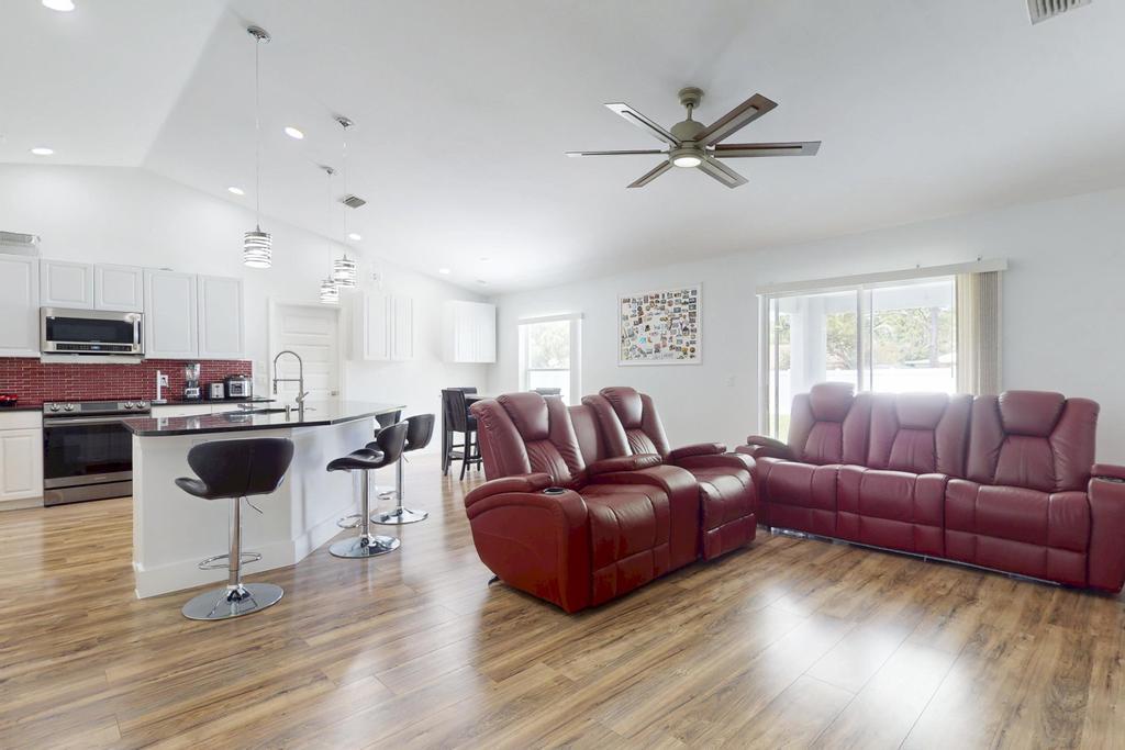 573 Southwest Cherryhill Road Port St. Lucie, FL 34953 - Photo 9 of 63 iPixx_01_3