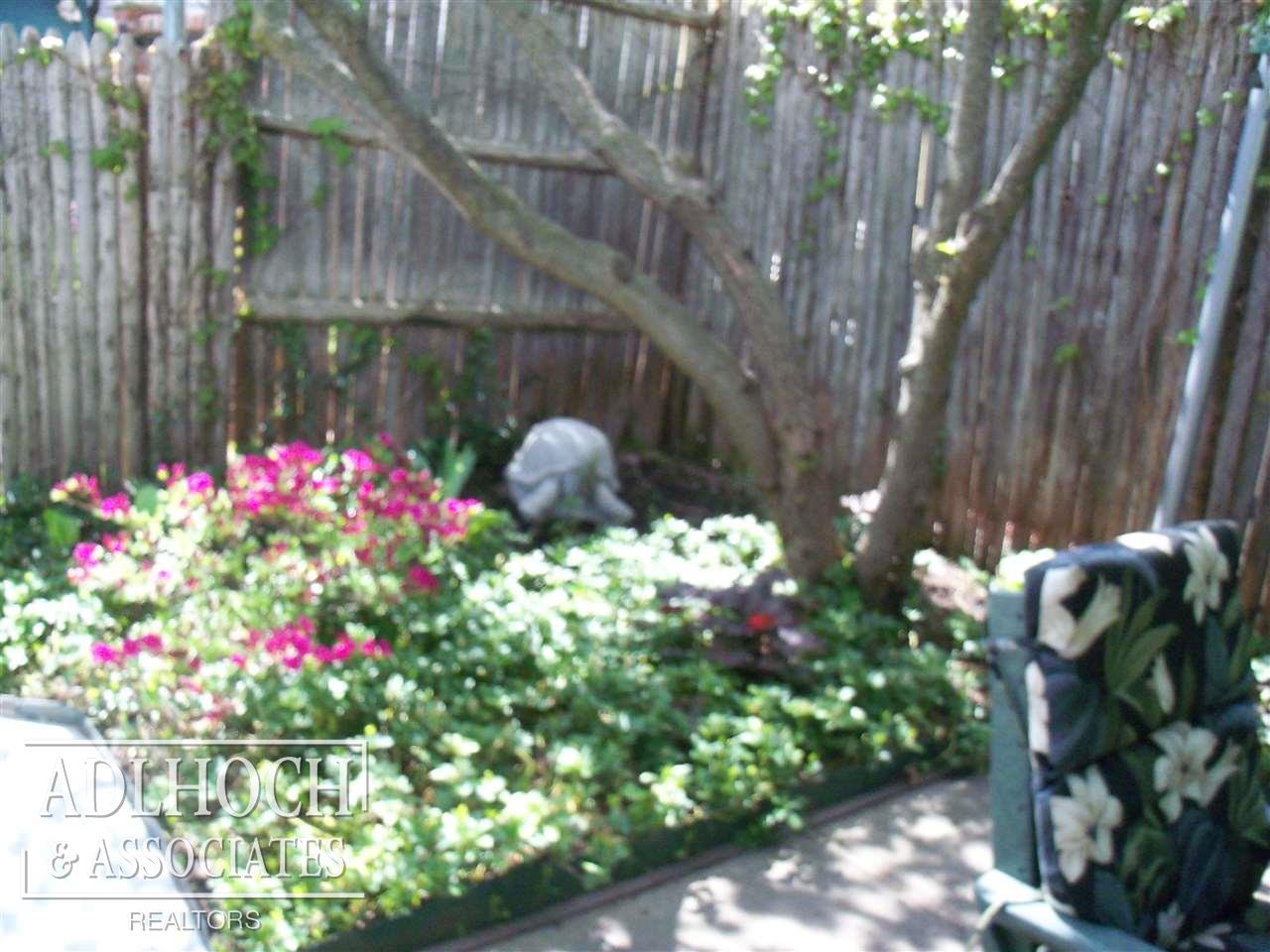 121 Mapleton Road Grosse Pointe Farms, MI 48236 - Photo 16 of 20