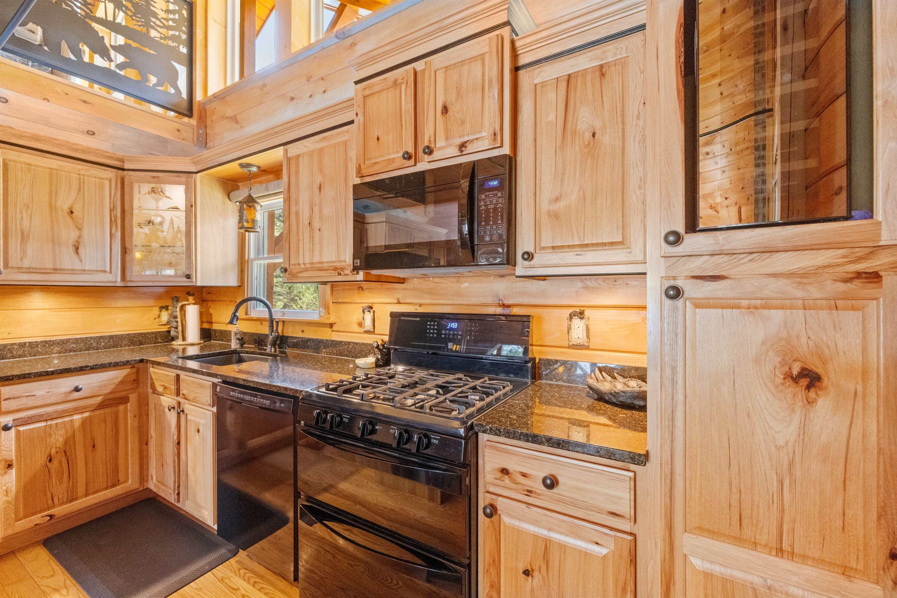 308 Lake Road Lunenburg, VT 05906 - Photo 11 of 55 Gallery Image 11