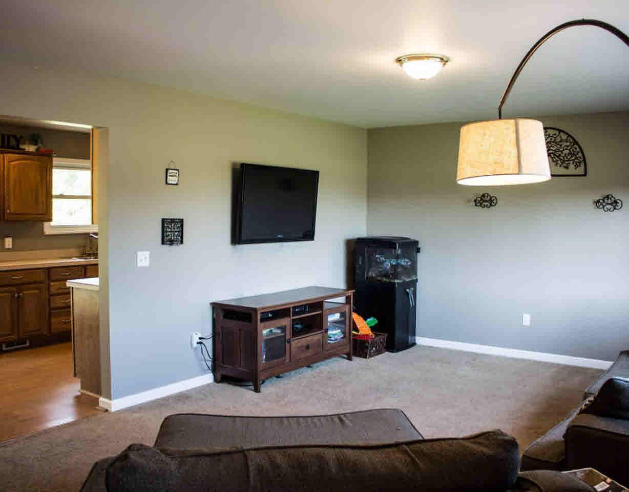 11612 Birch Run Road Birch Run, MI 48415 - Photo 3 of 33 21297050-2.JPG