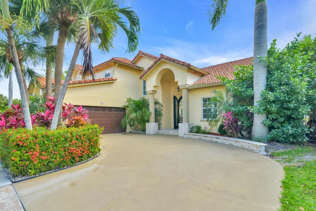 $8,000 | 10900 Haydn Drive, Boca Raton, FL 33498