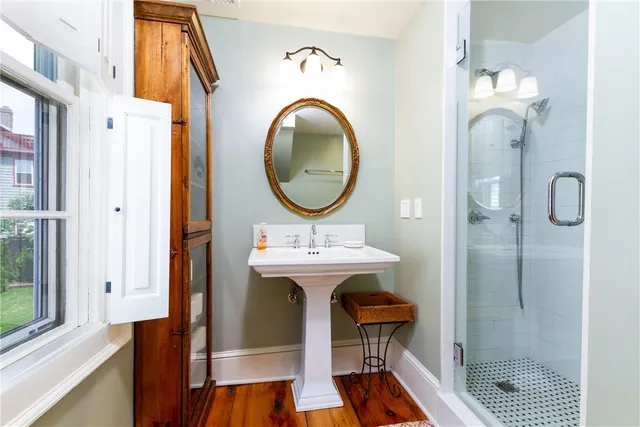 $17,500 | 26 Thames Street, Newport, RI 02840