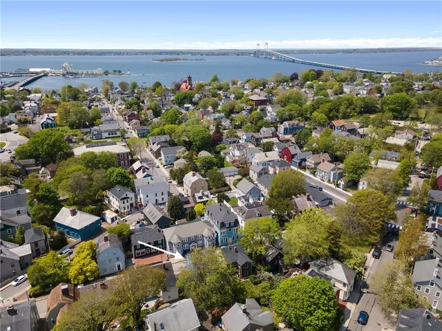 $17,500 | 26 Thames Street, Newport, RI 02840