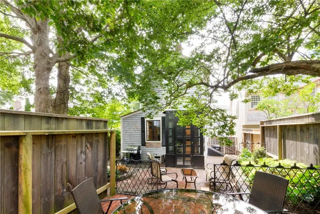 $17,500 | 26 Thames Street, Newport, RI 02840