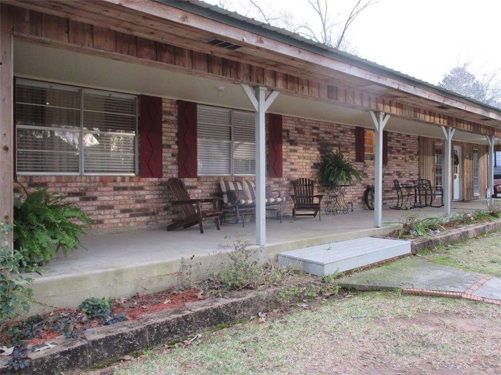 132 Hood Road Pollock, LA 71467 - Photo 2 of 25