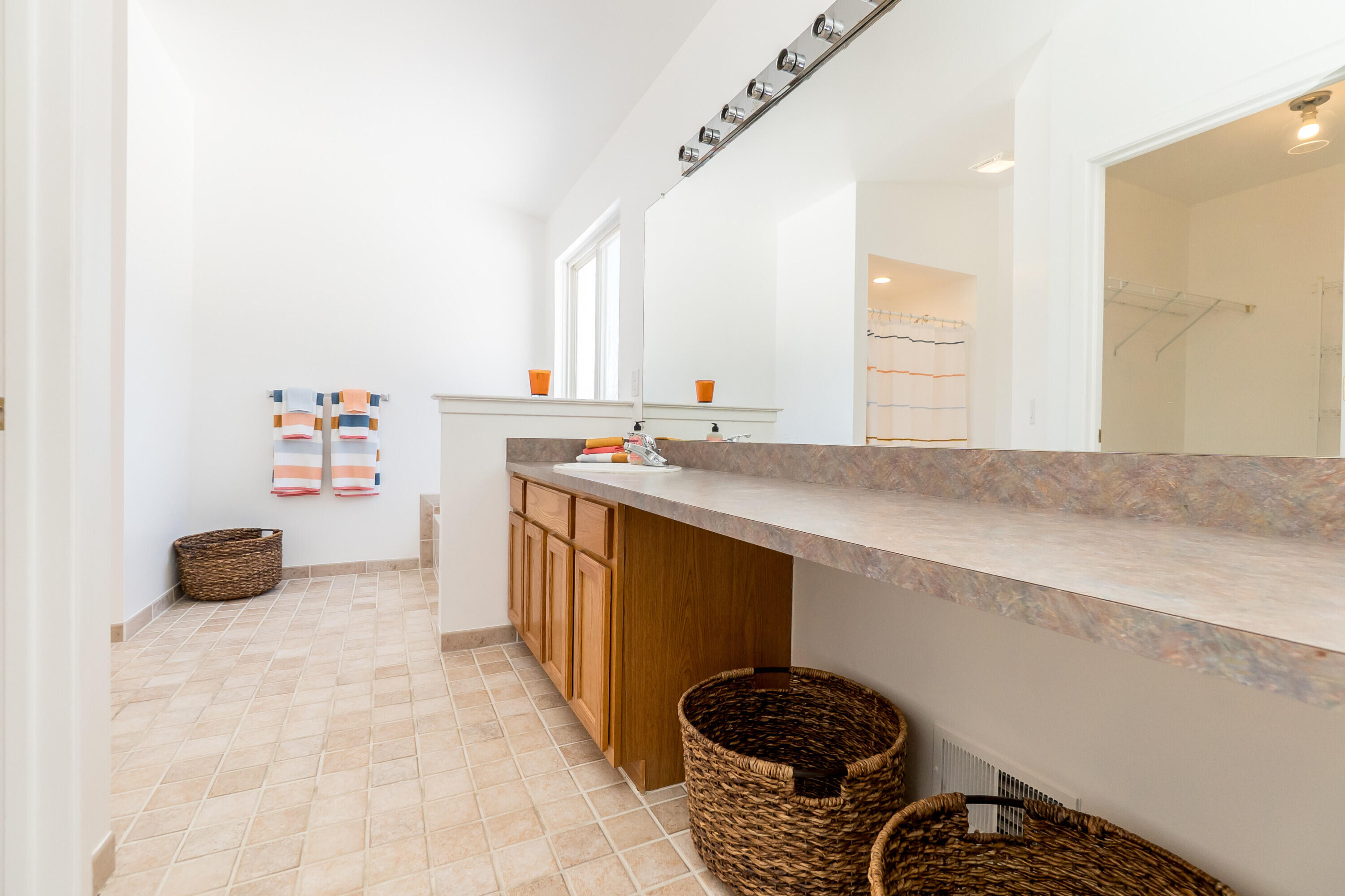 1563 Scio Ridge Road Ann Arbor, MI 48103 - Photo 27 of 44 02500000_13