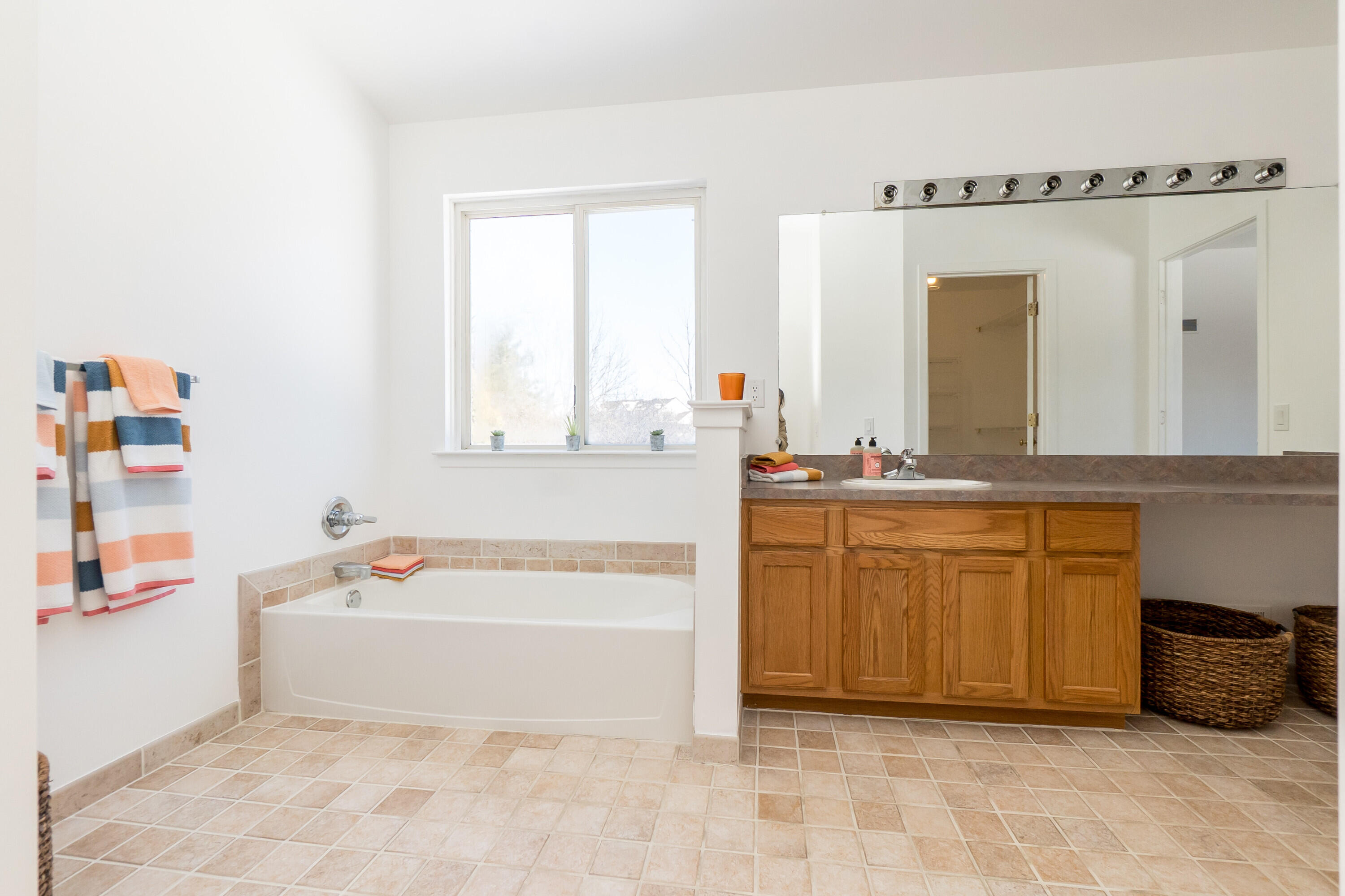1563 Scio Ridge Road Ann Arbor, MI 48103 - Photo 29 of 44 02700000_15