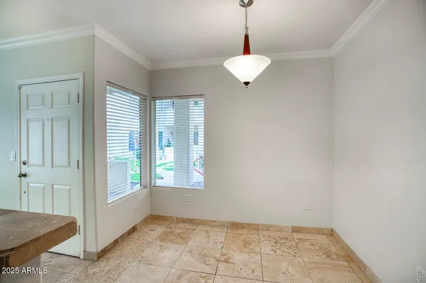 $225,000 | 750 East Northern Avenue, Unit 1055, Phoenix, AZ 85020