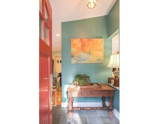 22 Draper Road Wayland, MA 01778 - Photo 3 of 30