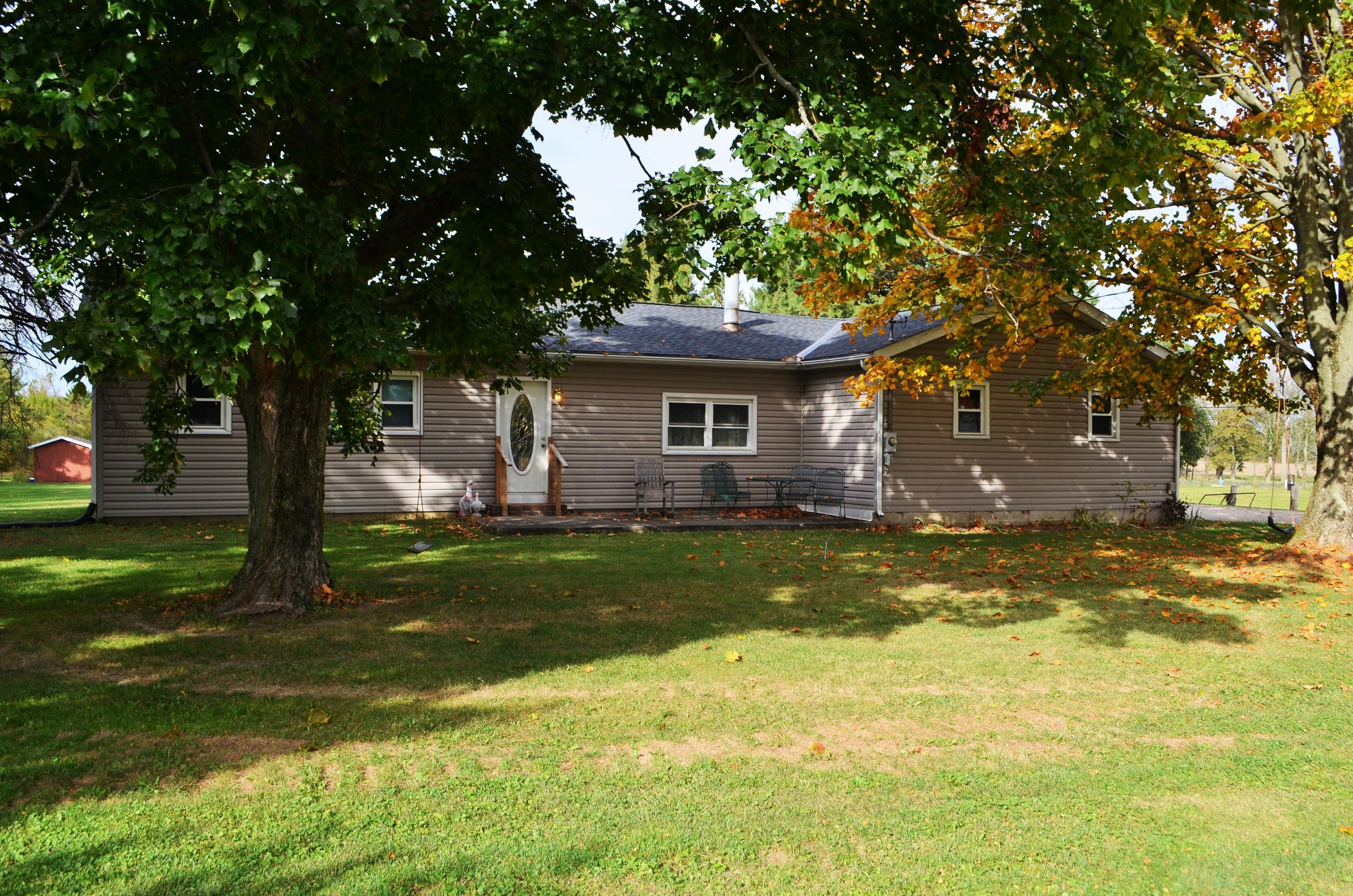 4403 Columbia Road Southwest Pataskala, OH 43062 - Photo 1 of 53