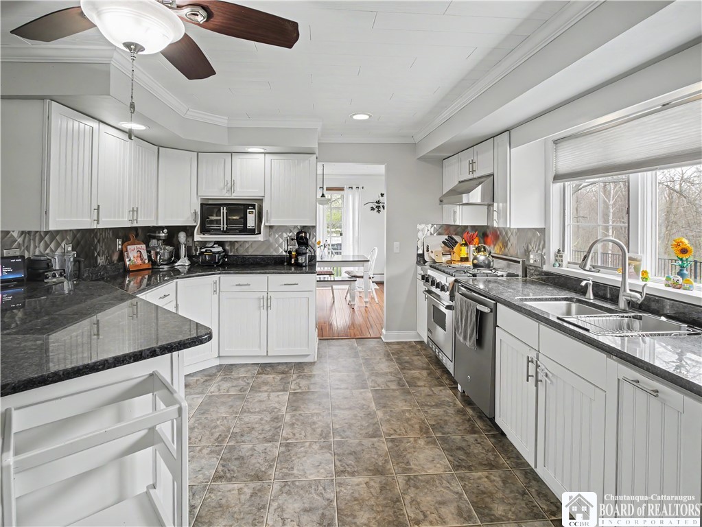 9668 Adams Road Pomfret, NY 14063 - Photo 19 of 38