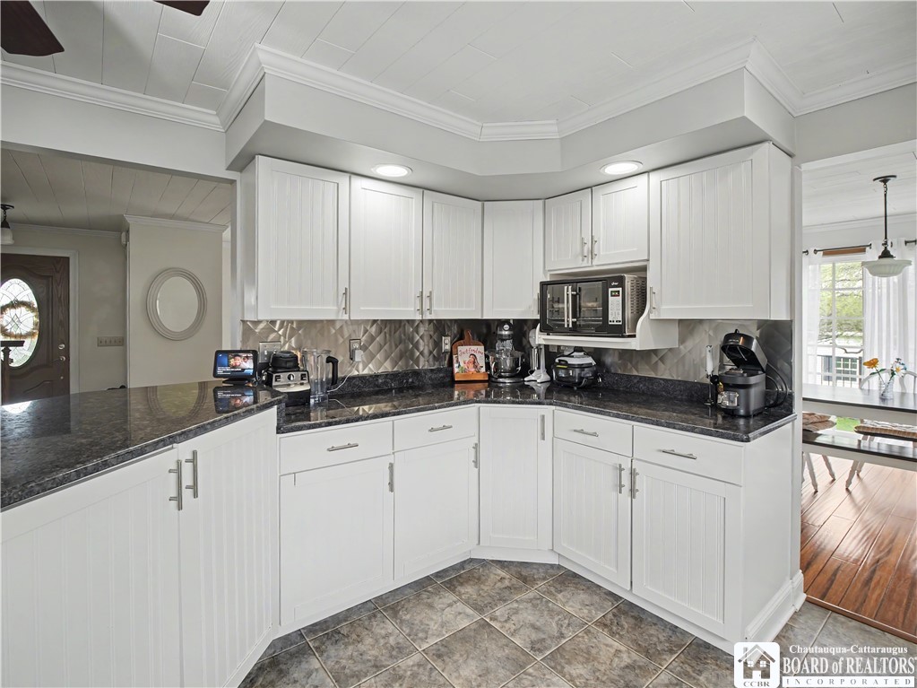 9668 Adams Road Pomfret, NY 14063 - Photo 22 of 38