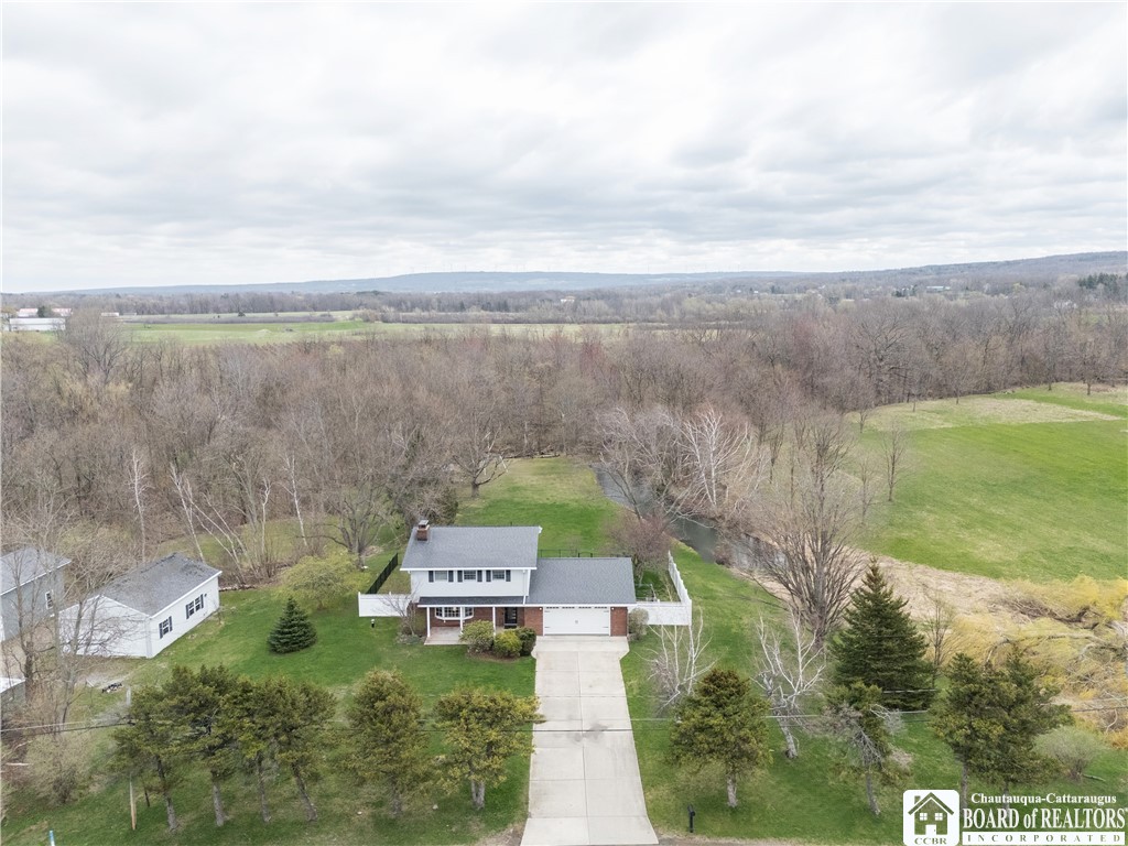 9668 Adams Road Pomfret, NY 14063 - Photo 4 of 38