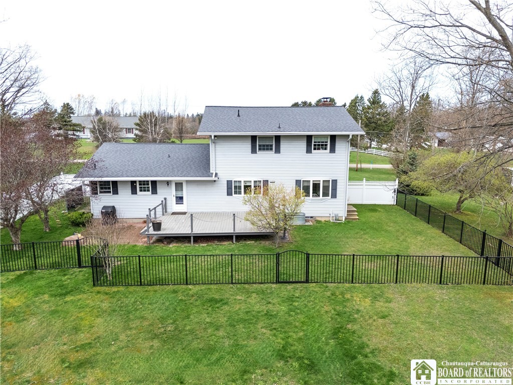 9668 Adams Road Pomfret, NY 14063 - Photo 7 of 38