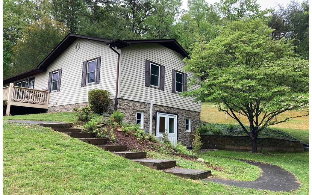 610 Cold Branch Road Hayesville, NC 28904 - Photo 3 of 49 Additional View