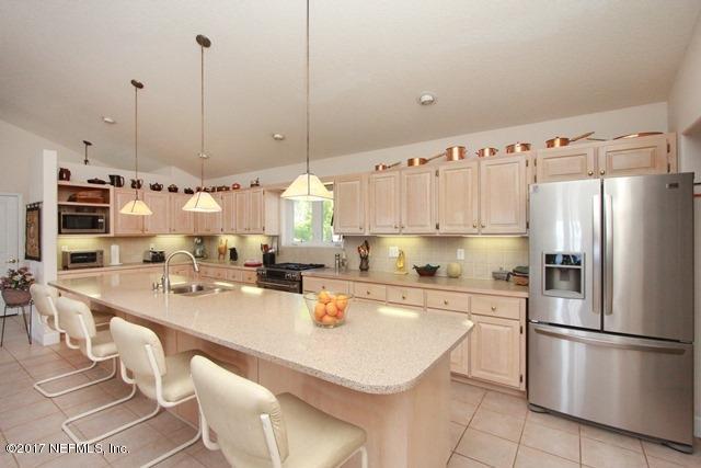 415 West River Road Palatka, FL 32177 - Photo 9 of 27 West River Road 415 - kitchen view 2