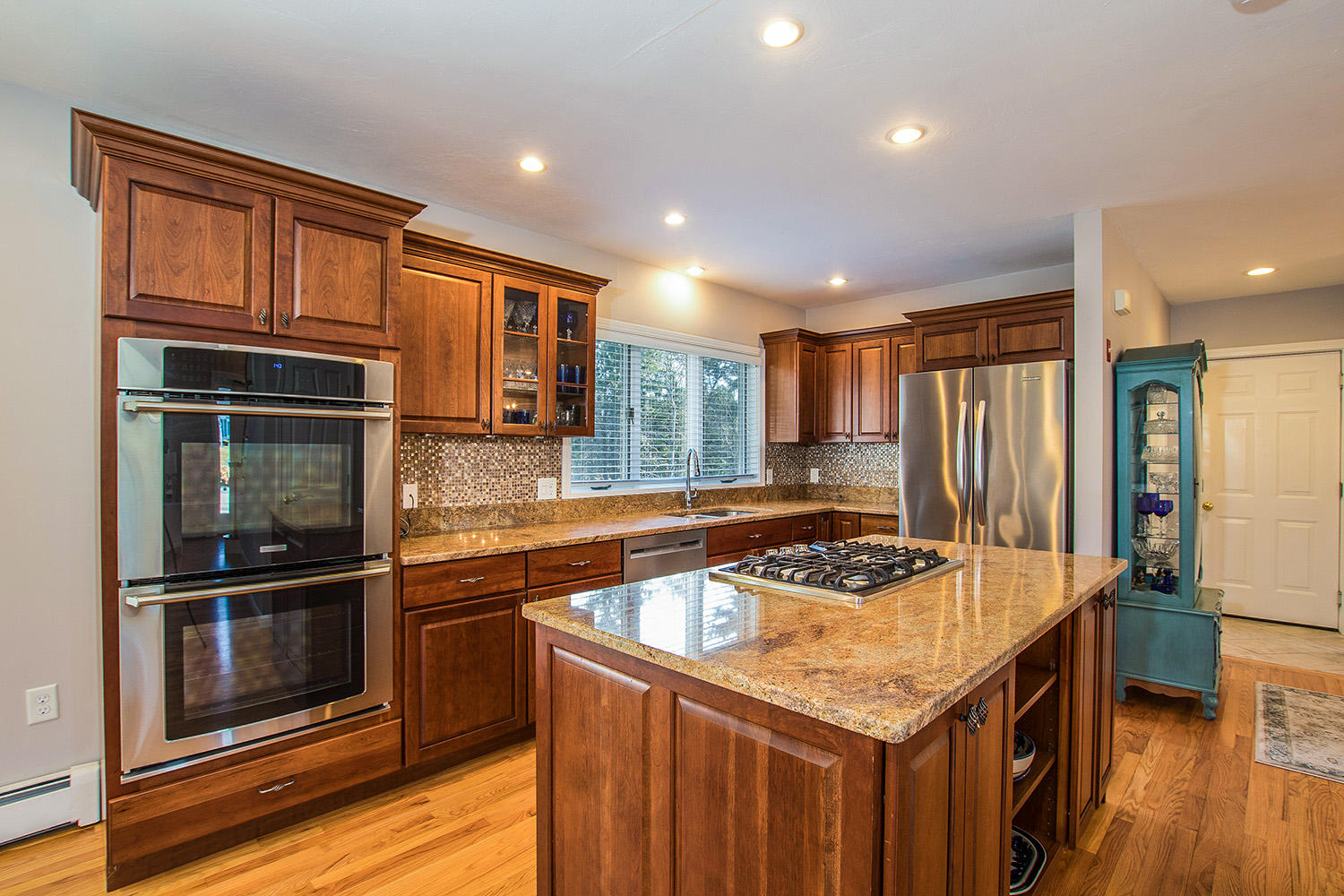 58 Courtney Road Harwich, MA 02645 - Photo 8 of 30 IMG_0865s