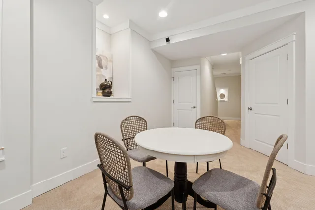 $524,900 | 3707 Fox Crossing, St. Joseph, MI 49085